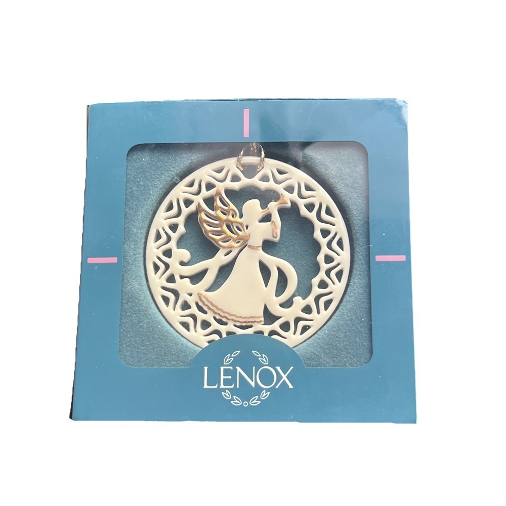 Vintage 1996 Lenox‎ Yuletide Pierced Disc Angel Christmas Ornament Trumpet Gold